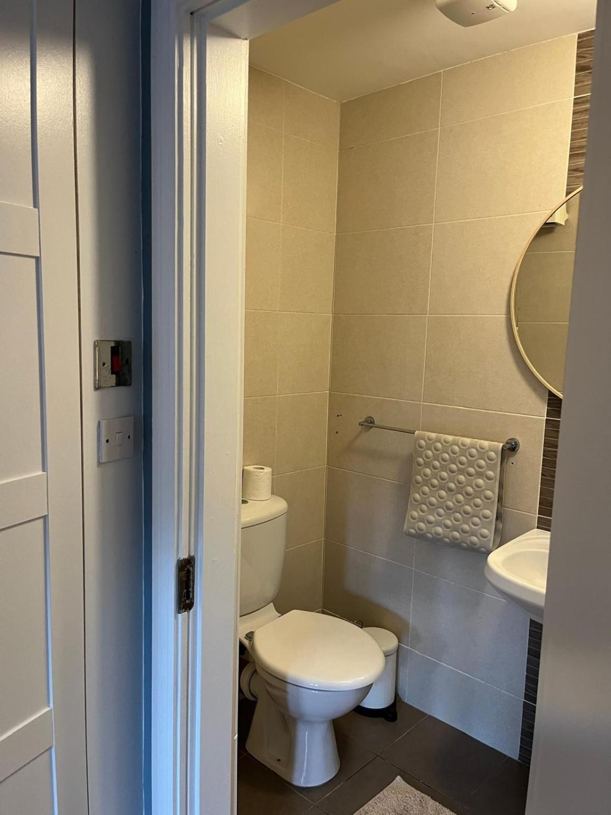 Woodquay Mews Apartment Galway Bagian luar foto